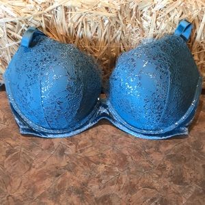 Victoria’s Secret very sexy push up bra